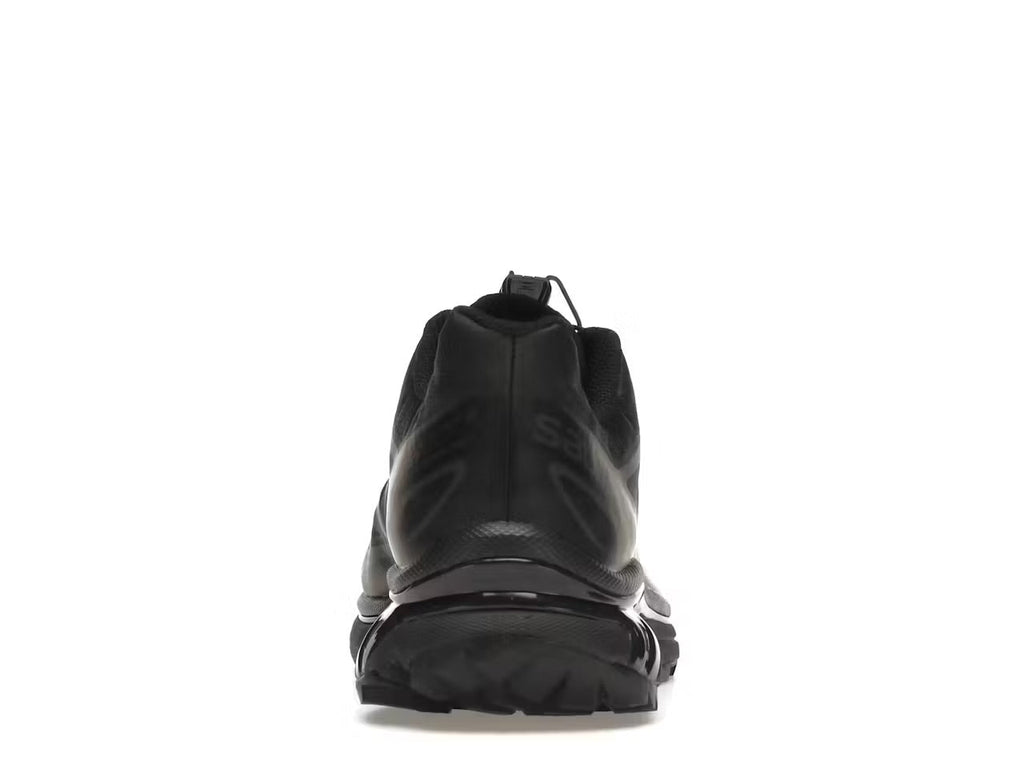 Salomon XT-6
Triple Black