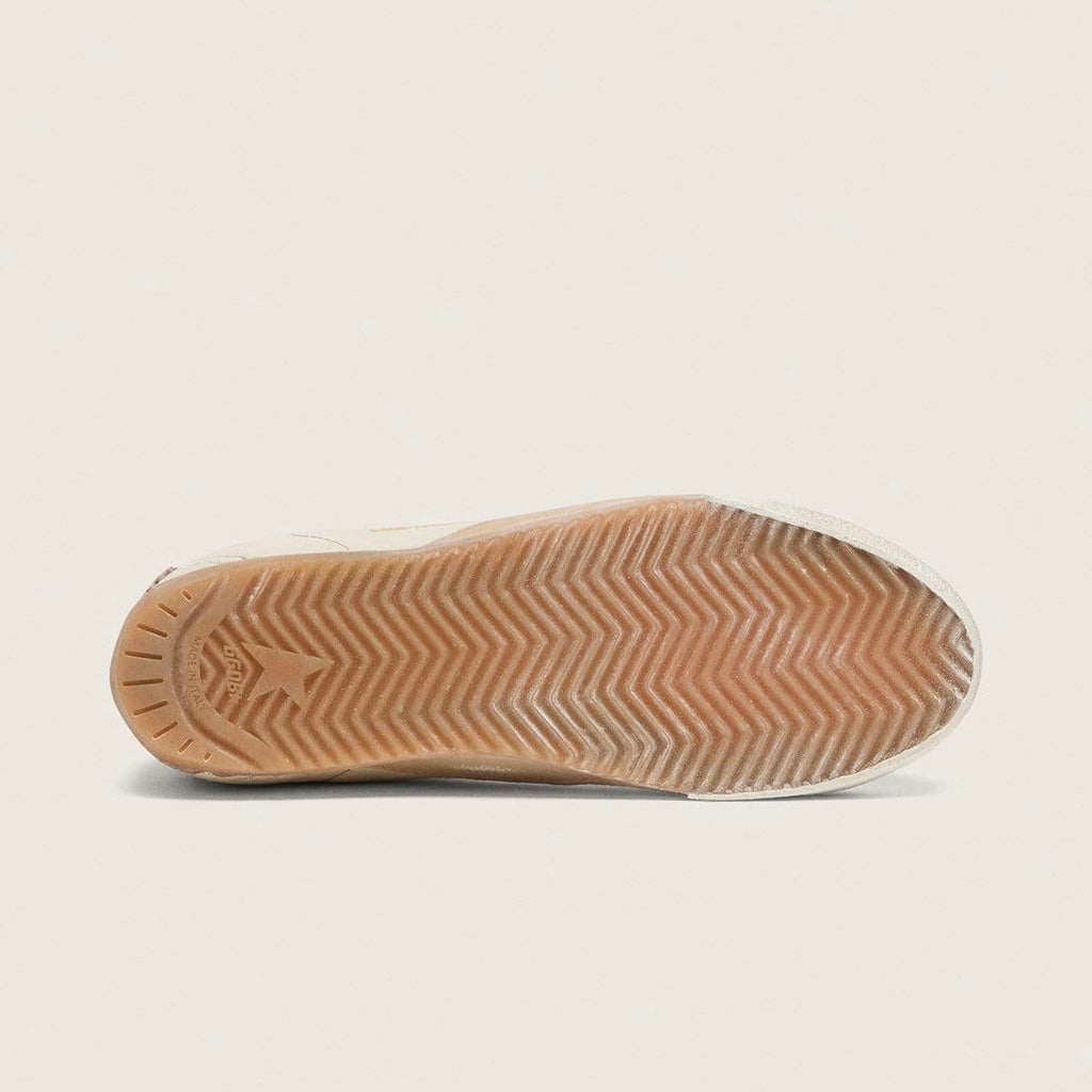 Golden Goose True-Star in white nappa leather with gold star and beige suede heel tab(Women's)