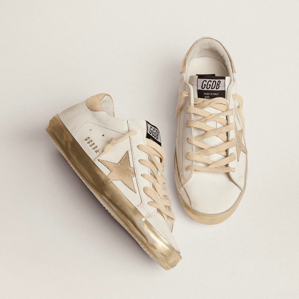 Golden Goose Super-Star with gold sparkle foxing and metal stud lettering(Women's)