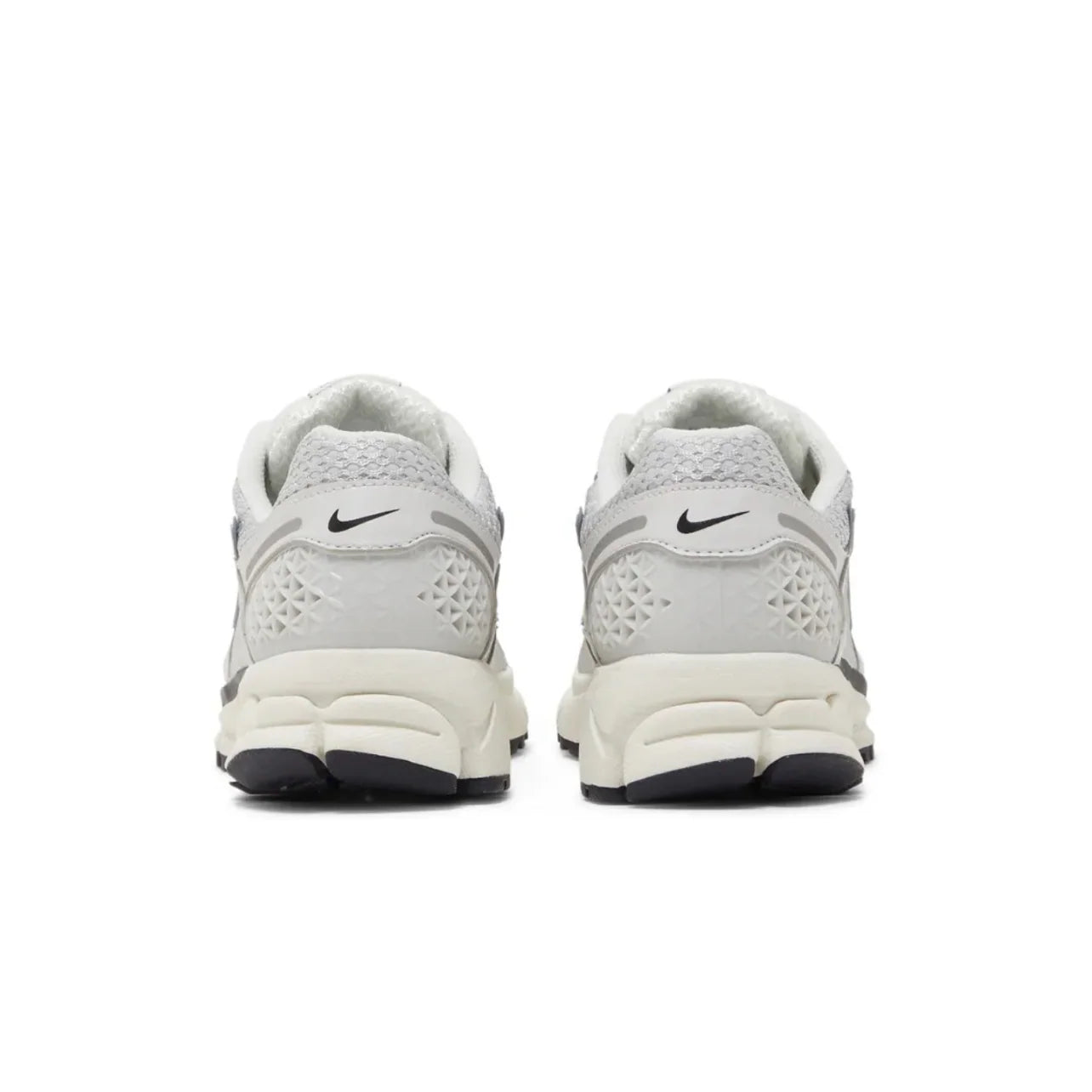 Air Zoom Vomero 5 'Photon Dust Metallic Silver'