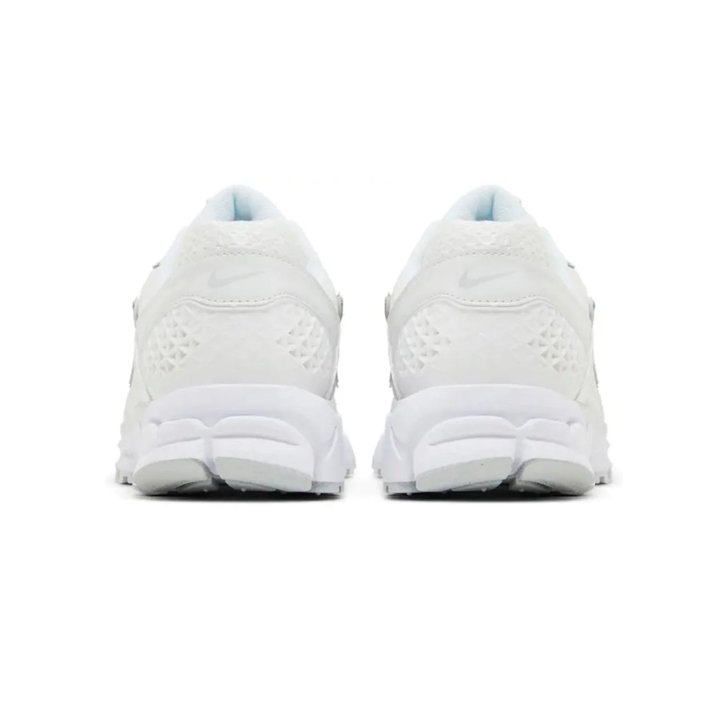Air Zoom Vomero 5 'Chrome Toe'