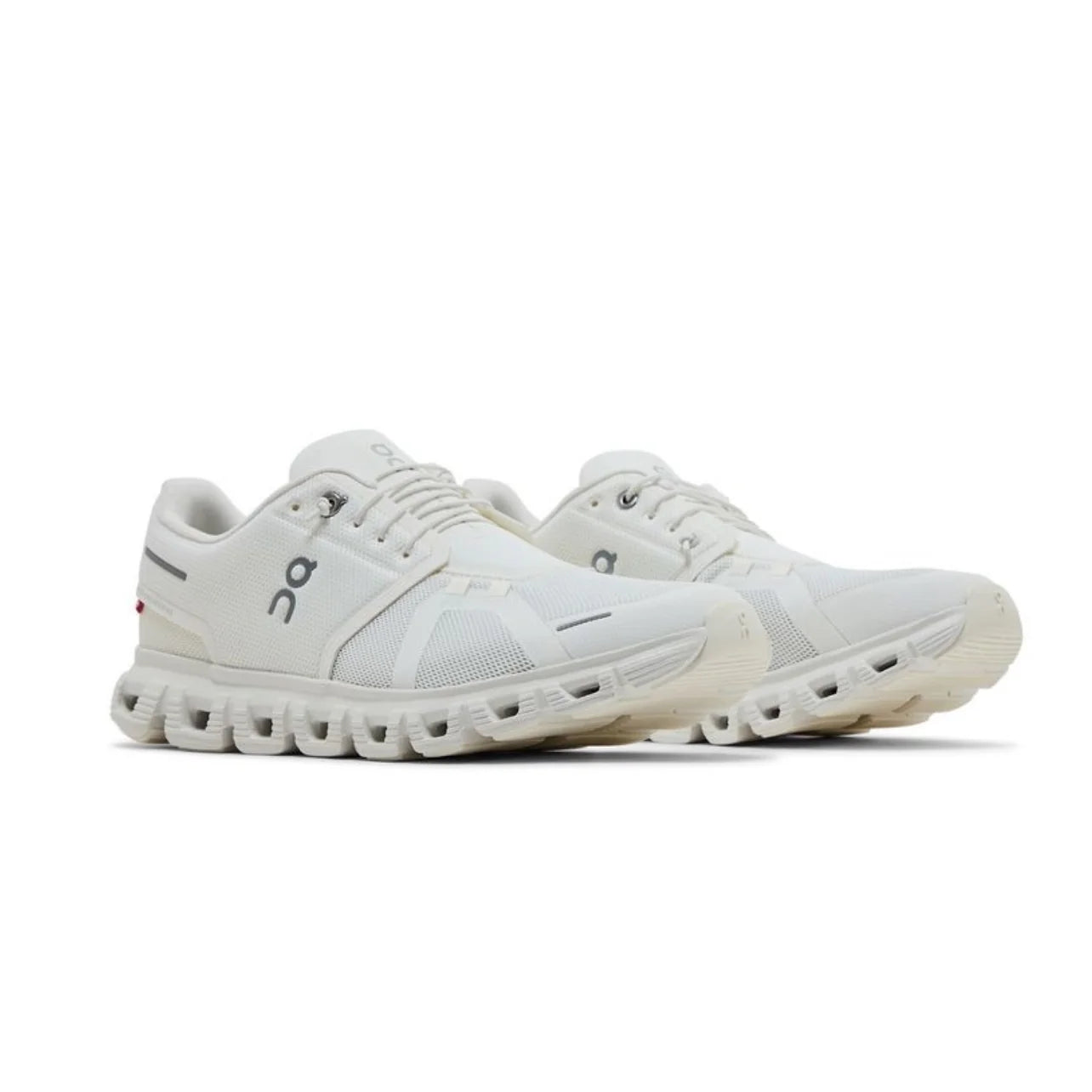 On Running Cloud 6 'Triple White'