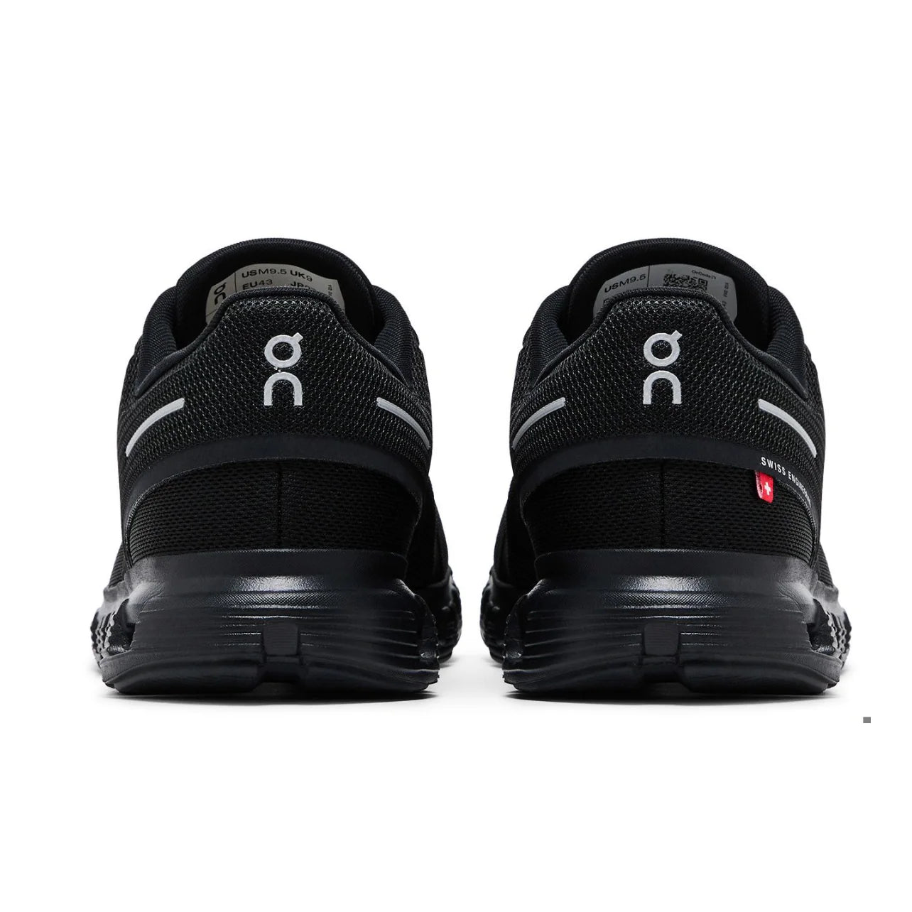 On Running Cloud 6 'Triple Black'