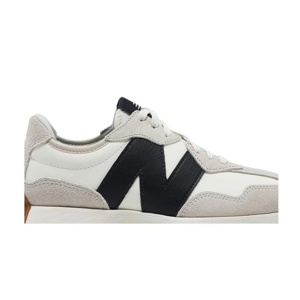 New Balance 327 'Moonbeam Outerspace'