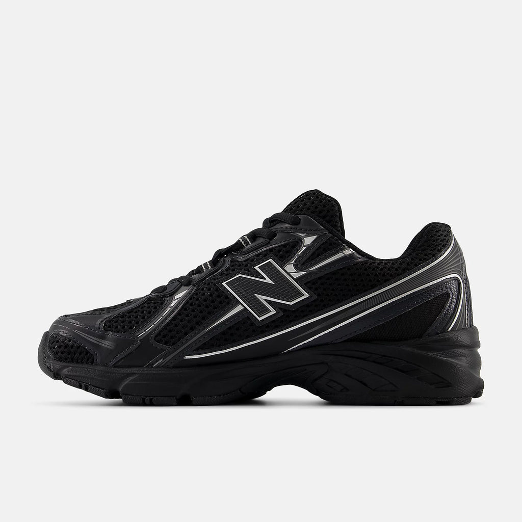 New balance 740 Black with silver metallic