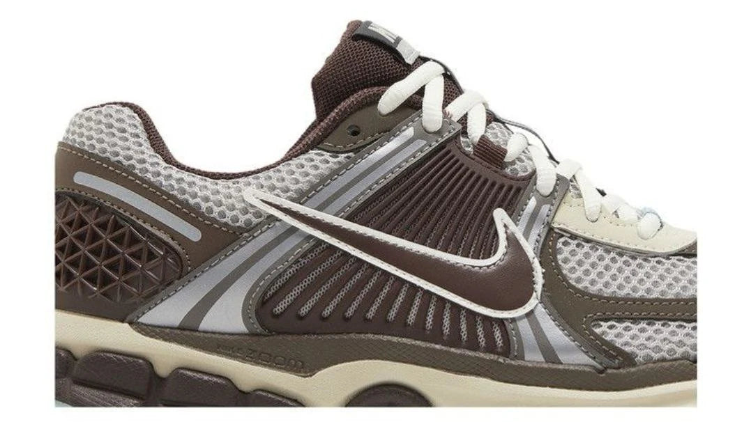 Air Zoom Vomero 5 'Earth Fossil'