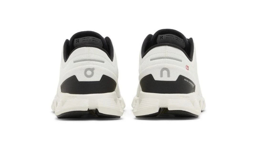 On Cloud × 3 'Ivory Black'